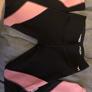 REVERSIBLE Pink leggings!